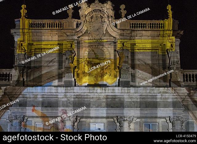 VIDEOMAPPING AT GALLERY OF THE ROYAL COLLECTIONS ON THE MAIN FACADE OF THE SQUARE OF WEAPONS IN THE ROYAL PALACE OF MADRID SPAIN