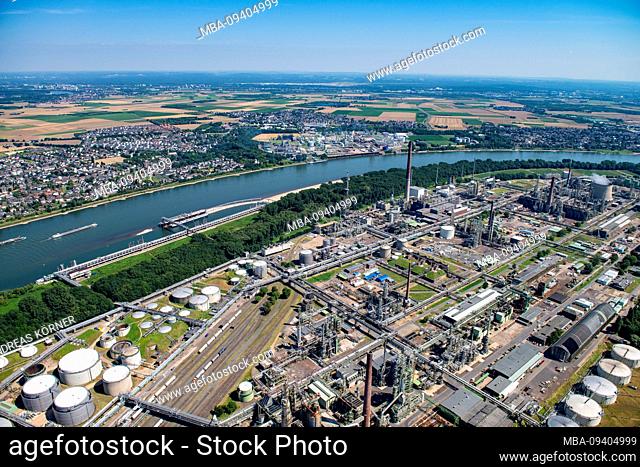 Aerial view of a refinery in the city of Cologne