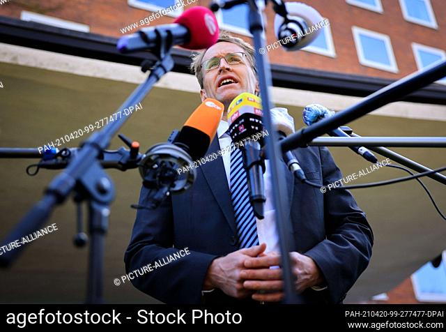 20 April 2021, Schleswig-Holstein, Kiel: Daniel Günther (CDU), Minister President of Schleswig-Holstein, gives a statement in front of the State Chancellery...