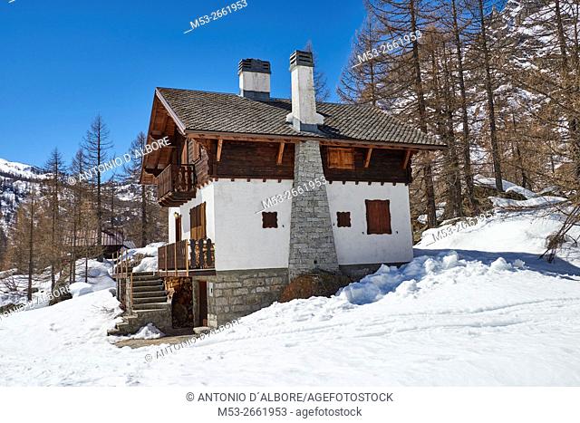 A mountain hut in the village of Crampiolo. Baceno Municipality. Province of Verbano-Cusio-Ossola. Piemonte. Italy