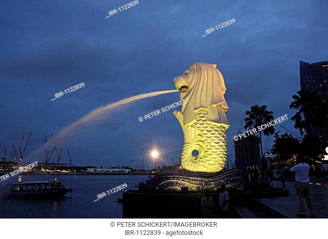 Landmark Merlion sculpture in Singapore, Asia
