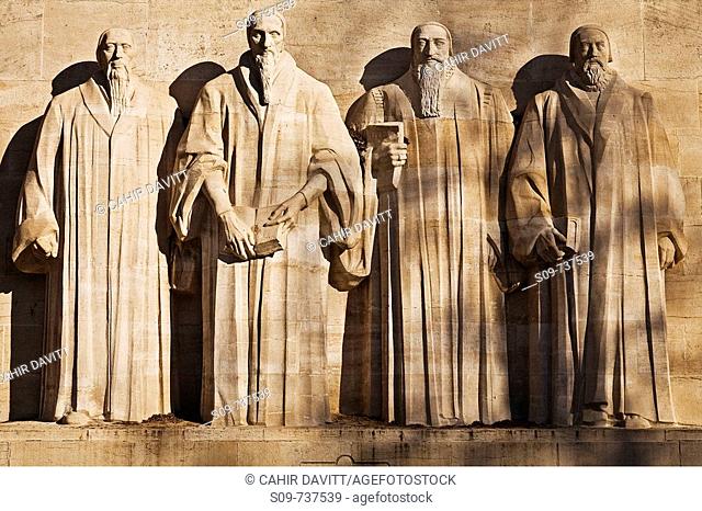 Detail from the Reformation Wall in Bastions Park showing Guillaume Farel, Jean Calvin, Theodore de Bèze and John Knox, Vieille-Ville, Genève, Geneva