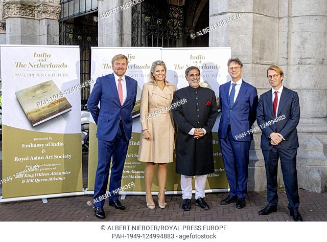 King Willem-Alexander and Queen Maxima of The Netherlands arrive at the Rijksmuseum in Amsterdam, on September 30, 2019, to attend the seminar India and The...