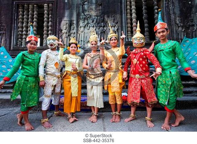 Dancing group, Angkor Wat, Siem Reap, Cambodia