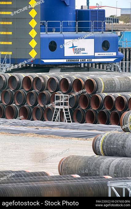 22 September 2023, Mecklenburg-Western Pomerania, Mukran: Unused pipes for the Nord Stream 2 Baltic Sea gas pipeline from Russia to Germany lie on the site of...
