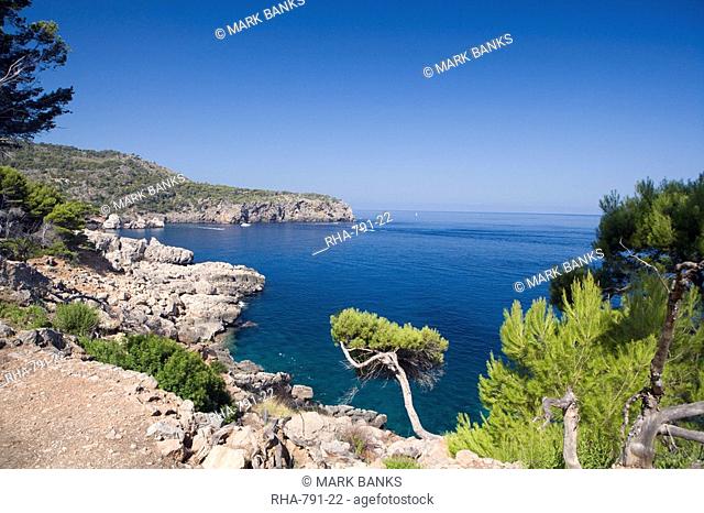 Cala de Deia, north coast of Majorca, Balearic Islands, Spain, Mediterranean, Europe