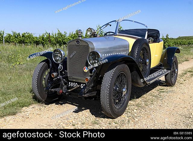 Oldtimer Delage DISS, Roadster, built 1925, 4 Cylinder, capacity 2121 ccm, power 50 PS, max. 120 km/h, 4 gears forward, 1 reverse, Austria, Europe