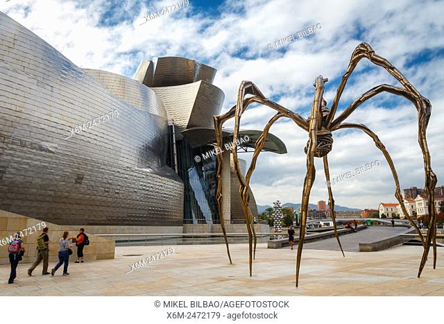 Guggenheim Museum of Art and Maman sculpture. Bilbao, Biscay, Spain, Europe