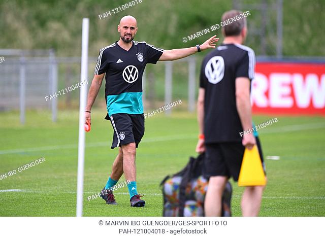 Assistant coach Antonio di Salvo (DFB). GES / Football / Training of the German national team in Venlo, 03.06.2019 Football / Soccer: Training session of the...