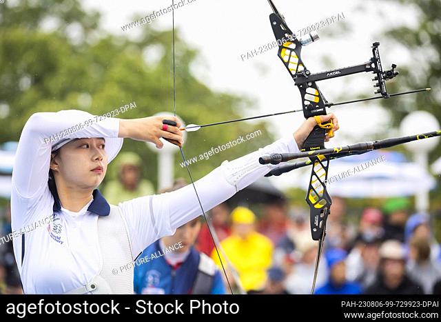06 August 2023, Berlin: Archery: World Championship, Olympic Recurve Bow, Final, Individual, Women: Sihyeon Lim from South Korea in action