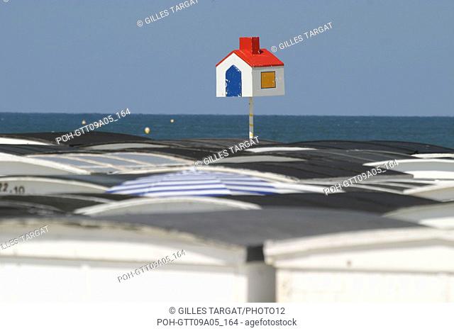 tourism, france, normandy, seine maritime, le havre, beach, roofs of the huts and cabin guide, model, sea Photo Gilles Targat