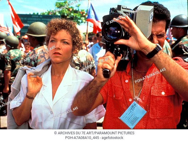 A Show of force Year: 1990 USA Director: Bruno Barreto Amy Irving . It is forbidden to reproduce the photograph out of context of the promotion of the film