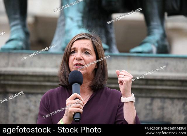 19 August 2021, Thuringia, Weimar: Katrin Göring-Eckardt (Greens), leader of the parliamentary group in the German Bundestag