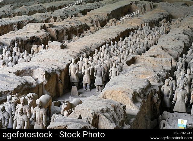 Early Chinese tomb, Terracotta Army, Pit 1, Mausoleum Qin Shihuangdis, Xi'an, Shaanxi Province, China, Asia