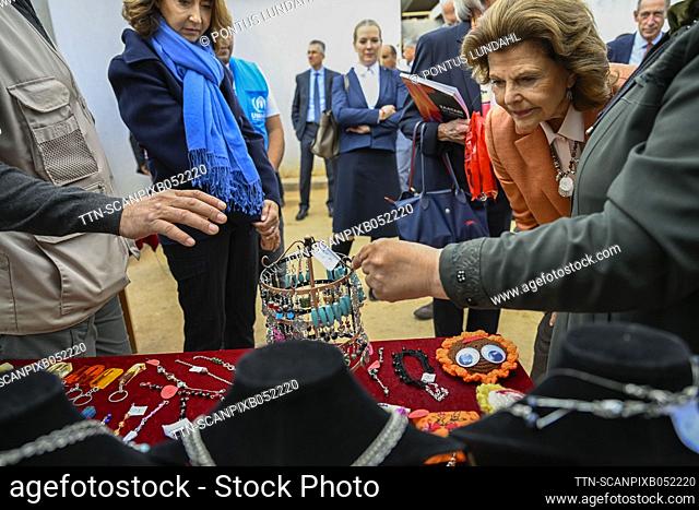H.M. Queen Silvia buys earrings in Zaatari Refugee Camp, Jordan, November 17, 2022. Sweden's King Carl XVI Gustaf and Queen Silvia are on a three-day state...