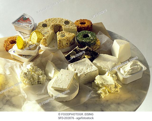 Various types of cream cheese (3)