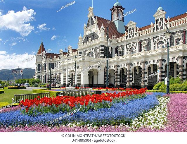 Dunedin Railway Station ornate facade New Zealand