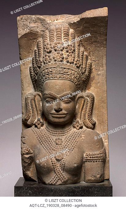 Apsaras, c. 1200. Cambodia, Angkor Thom, Terrace of the Leper King, Reign of Jayavarman VII, late 12th-early 13th Century