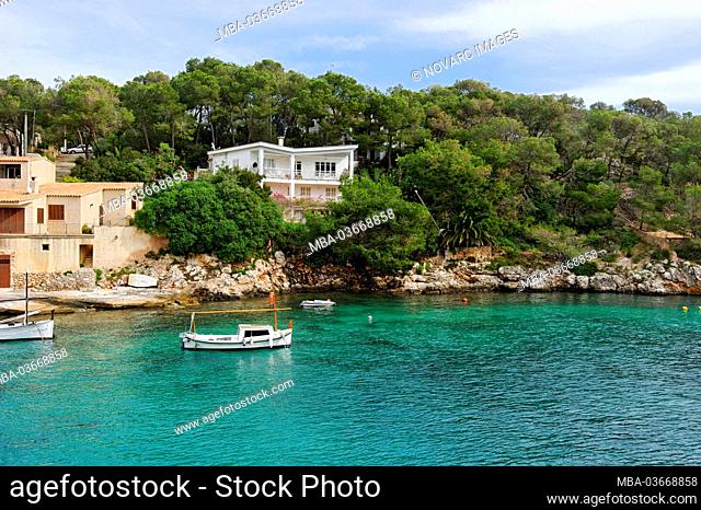 Boats and yachts in the bay, Cala Figuera, Mallorca, Balearic Islands, Spain