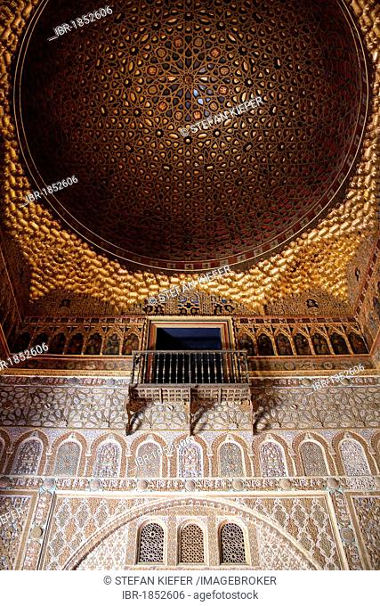 Sala de los Embajadores, Ambassador Room in the Moorish King's Palace of Real Alcazar, UNESCO World Heritage Site, Seville, Andalusia, Spain, Europe