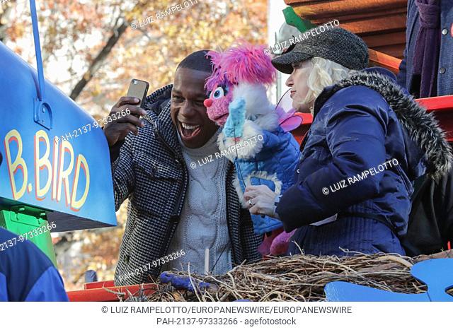 Central Park West, New York, USA, November 23 2017 - Singer Leslie Odom Jr. attends the 91st Annual Macy's Thanksgiving Day Parade today in New York City