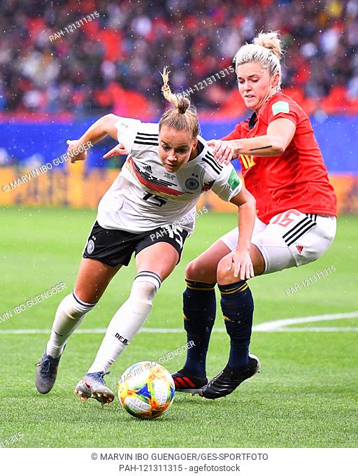 Silvia Meseguer (Spain, l.) Versus Maria Leon (Spain, r.). GES / Football / FIFA Women's World Cup 2019: Germany - Spain, 12.06