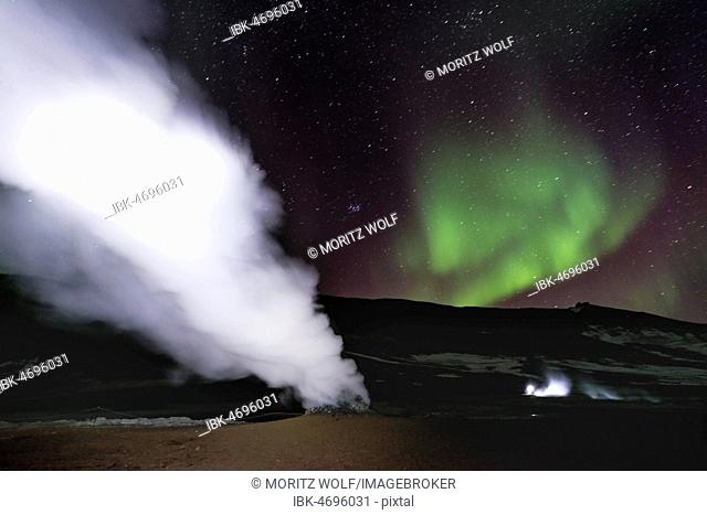 Fumarole, Hverir Geothermal Area, Northern Lights (Aurora borealis), near Mývatn, Northern Iceland, Iceland