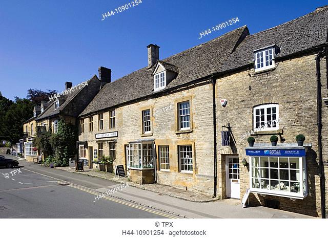 UK, United Kingdom, Europe, Great Britain, Britain, England, Gloustershire, Cotswolds, Stow-on-the-Wold, Shops, Shopping, Tourism, Travel, Holiday, Vacation