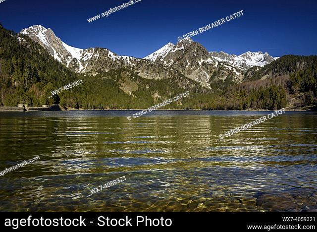 Sant Maurici lake in a spring morning (Aigüestortes and Sant Maurici National Park, Catalonia, Pyrenees, Spain)