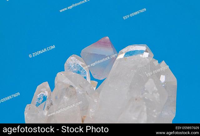 Fluorit auf Bergkristall - Fluorite on rock crystal