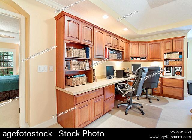 Modern Home Office Productivity Area Hard Wood Interior Design Decoration Furniture