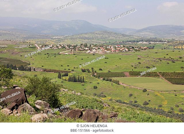Migdal HaEmek is a city in the North District of Israel In 2007 the city had a total population of 24, 800 Migdal HaEmek began in 1953 as a ma'abara