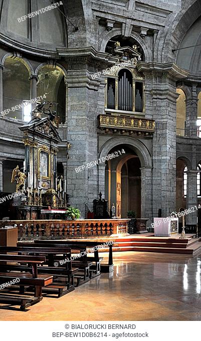 Wlochy - Lombardia - Mediolan - bazylika sw. Wawrzynca - Basilica di San Lorenzo Maggiore przy Corso di Porta Ticinese Italy - Lombardy - Milan - basilica of...