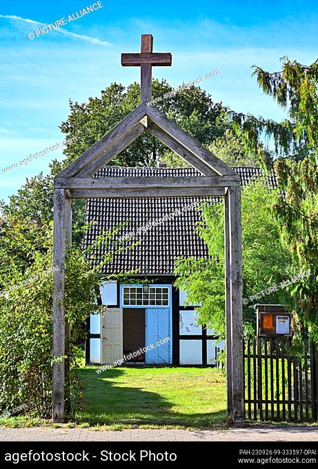 18 September 2023, Brandenburg, Wilmersdorf: The barn church of Wilmersdorf in the Uckermark. The small church in the Angermünde district of Wilmersdorf is...