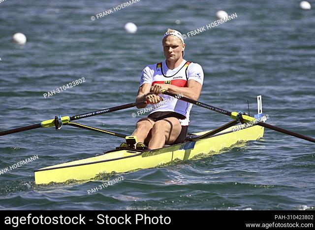 Oliver ZEIDLER (GER), one of the men, men's single sculls, rowing, rowing, Germany eight, eight of the men, men's eight rowing regatta facility