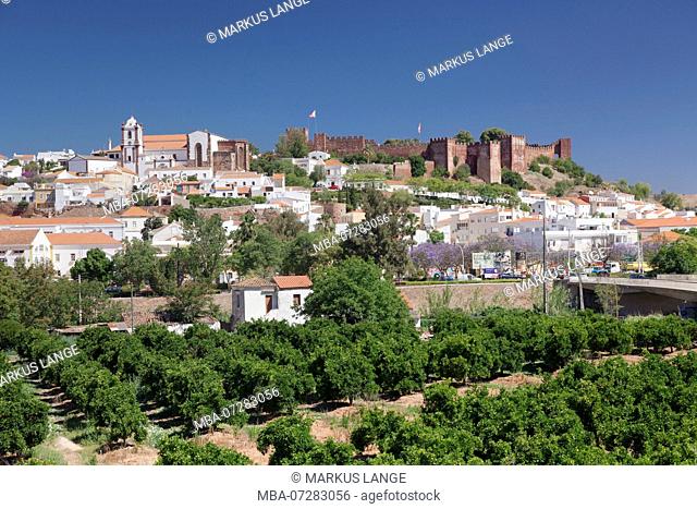 View over the old town to the cathedral and the castle, Silves, Algarve, Portugal