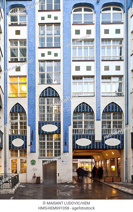 Germany, Berlin, Hackesche Hofe, first courtyard HOF 1, built in the Jugendstil manner by German artist August Endel in 1907