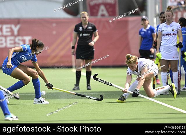 India's Devi Sharmila and Belgium's Michelle Struijk fight for the ball during a hockey match between the Belgian Red Panthers and India in the group stage...