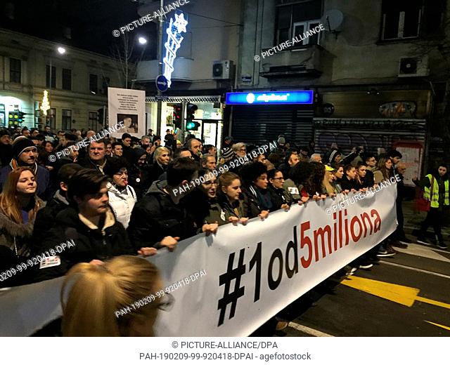 09 February 2019, Serbia, Belgrad: Tens of thousands of people demonstrate against President Vucic for the tenth Saturday in a row