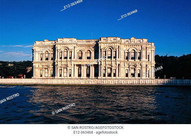 Dolmabaçe, former palace of Ataturk Mustapha Kemal on Bosphorus. Istanbul. Turkey
