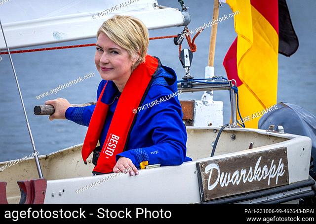 02 October 2023, Mecklenburg-Western Pomerania, Schwerin: Manuela Schwesig (SPD), the Minister President of Mecklenburg-Western Pomerania