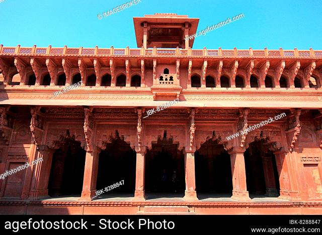 Uttar Pradesh, Agra Fort, the Red Fort is a fortification and palace complex from the era of the Mughal emperors, North India, India, Asia