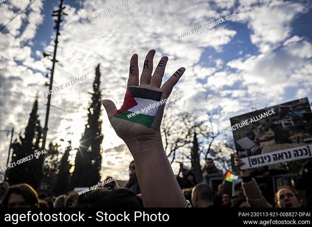 13 January 2023, Israel, Jerusalem: A Palestinian activist takes part in a protest in Sheikh Jarrah, a neighbourhood in East Jerusalem