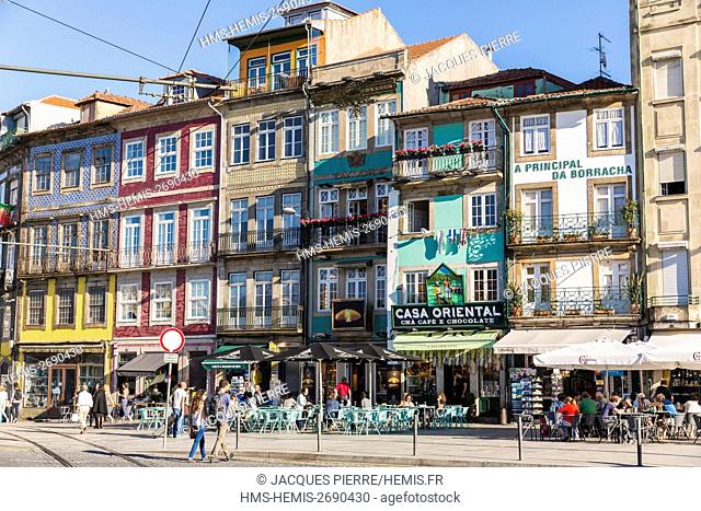 Portugal, Northern Region, Porto, the historic classified center World heritage of the UNESCO, the street Campo dos Martires da Patria