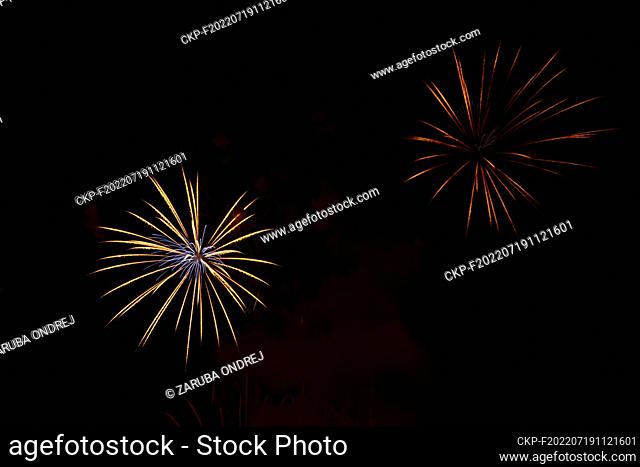 colourful fireworks competition on sky (CTK Photo/Ondrej Zaruba)