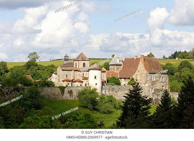 France, Allier, Chantelle, romanesque church and abbey of Saint Vincent, stop on the Way of Saint Jacques de Compostelle, Bourbonnais