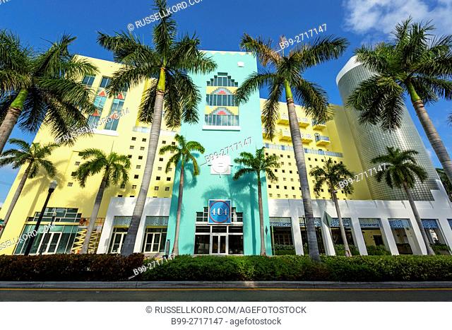 PALM TREES ART DECO STYLE BUILDING 404 WASHINGTON AVENUE SOUTH BEACH MIAMI BEACH FLORIDA USA