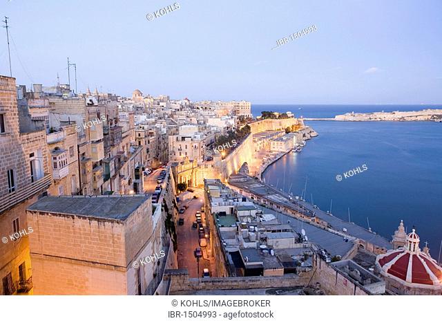 Observation point at the Upper Barracca Gardens, Grand Harbour, Valletta, Malta, Europe
