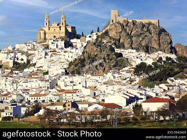 Olvera, Cadiz Province, Andalusia, southern Spain. Overall view of town with Parroquia de Nuestra Señora de la Encarnación (the Parish of Our Lady of the...
