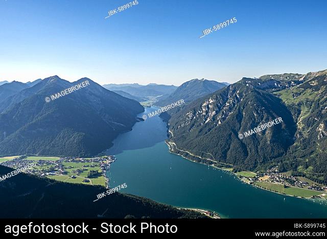 View from the Bärenkopf to the Achensee, left Seekarspitze and Seebergspitze, right Rofangebirge, Karwendel, Achensee, Tyrol, Austria, Europe